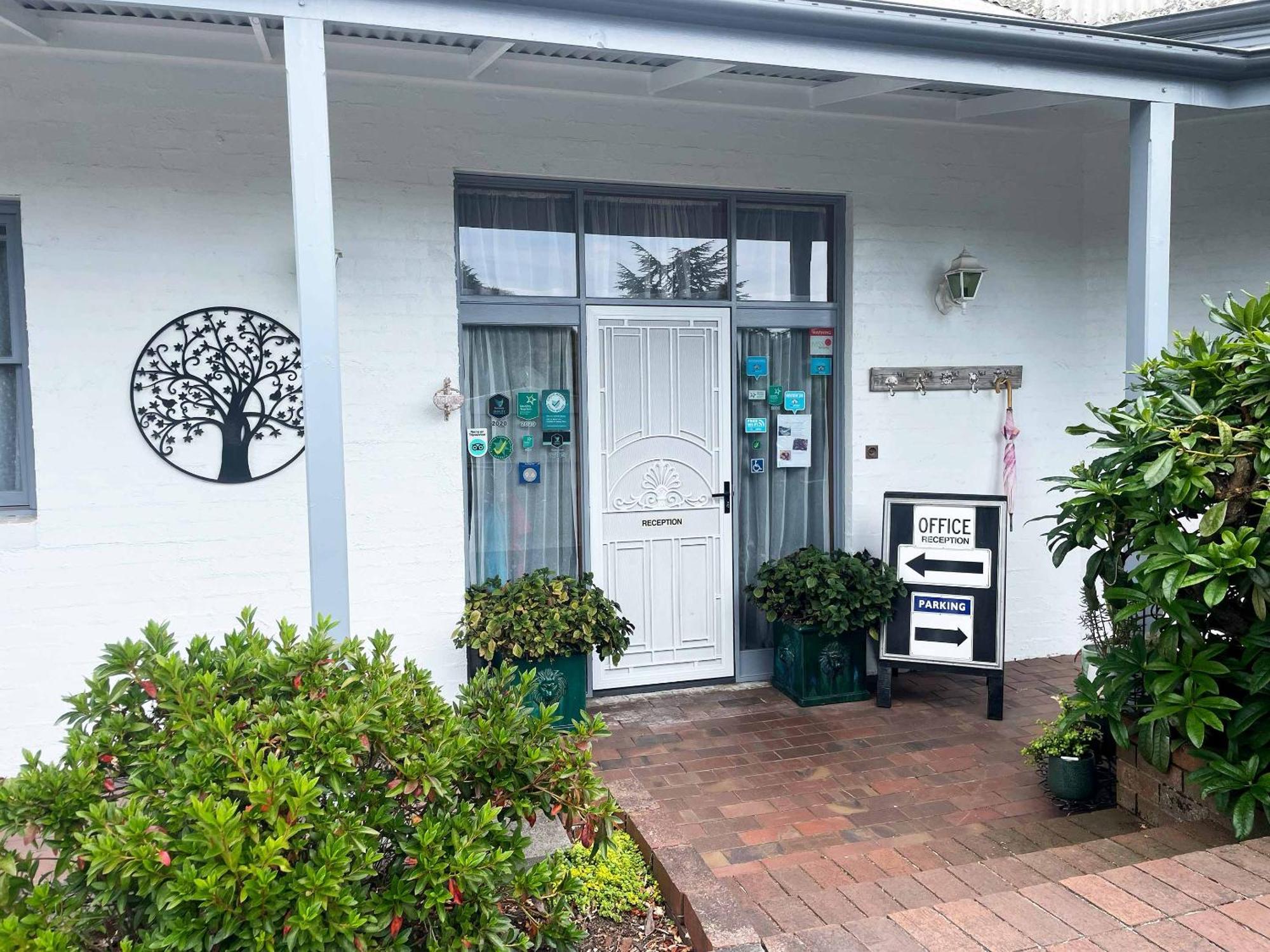 Stony Rise Cottage B&B Devonport Exteriör bild