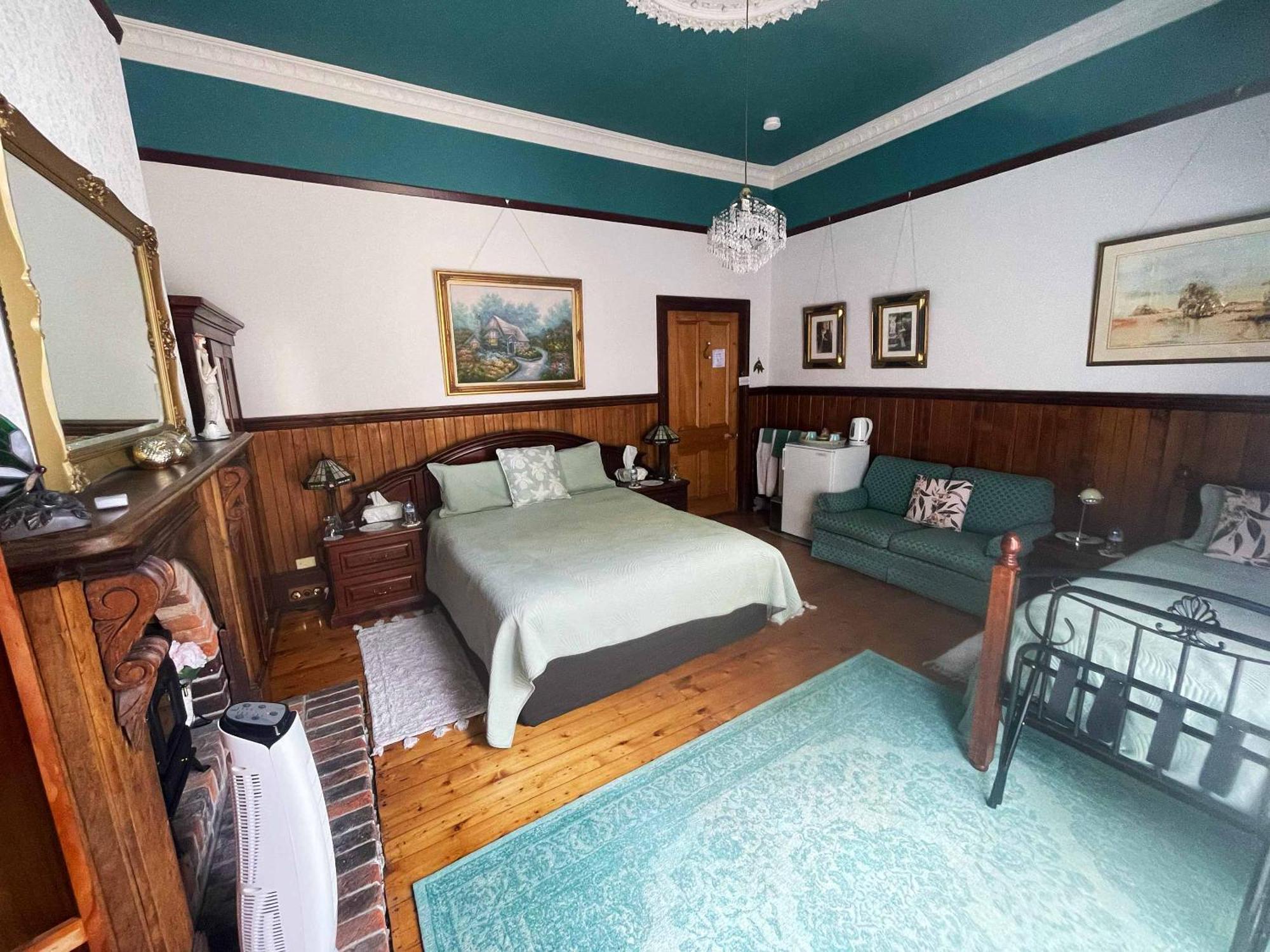 Stony Rise Cottage B&B Devonport Exteriör bild