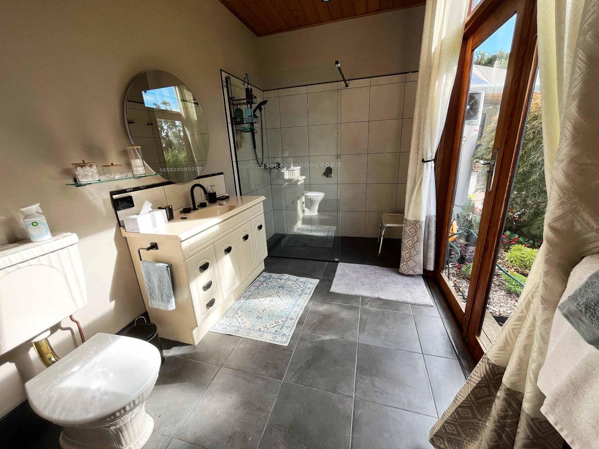 Stony Rise Cottage B&B Devonport Exteriör bild